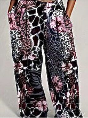 Floral & Animal Print Relaxed Fit Women's Boho Pants - Pink/Black. Size M. NWT.
